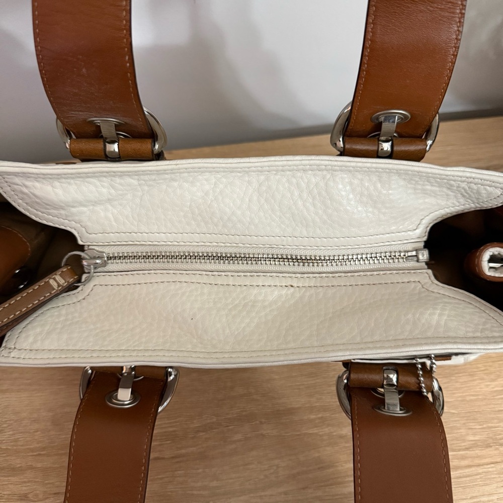 Vintage Y2K Coach Soho Pebbled Leather Small Hand Bag Cream Brown Purse F12302 - Picture 15 of 16